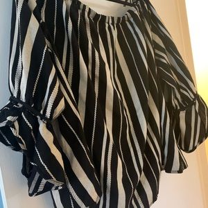 Lane Bryant ruffled sleeve off shoulder or not top